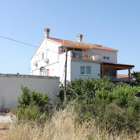 Penzion Double 8100a 3*