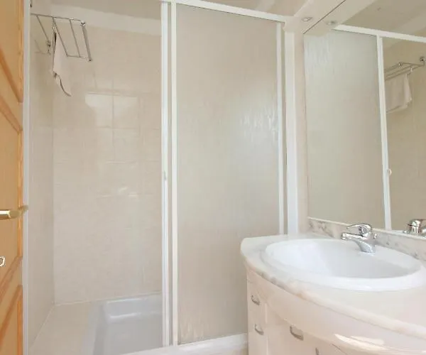 Pensionat Double 8100a Božava